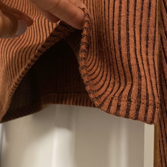 Crop top long sleeve top - Picture 4 of 4